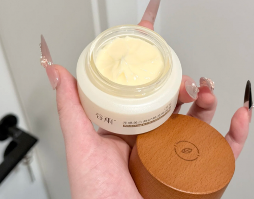 “滋润与透亮”于一身的美白产品深度解析不朽情缘游戏网站登录2026年线款集(图4)